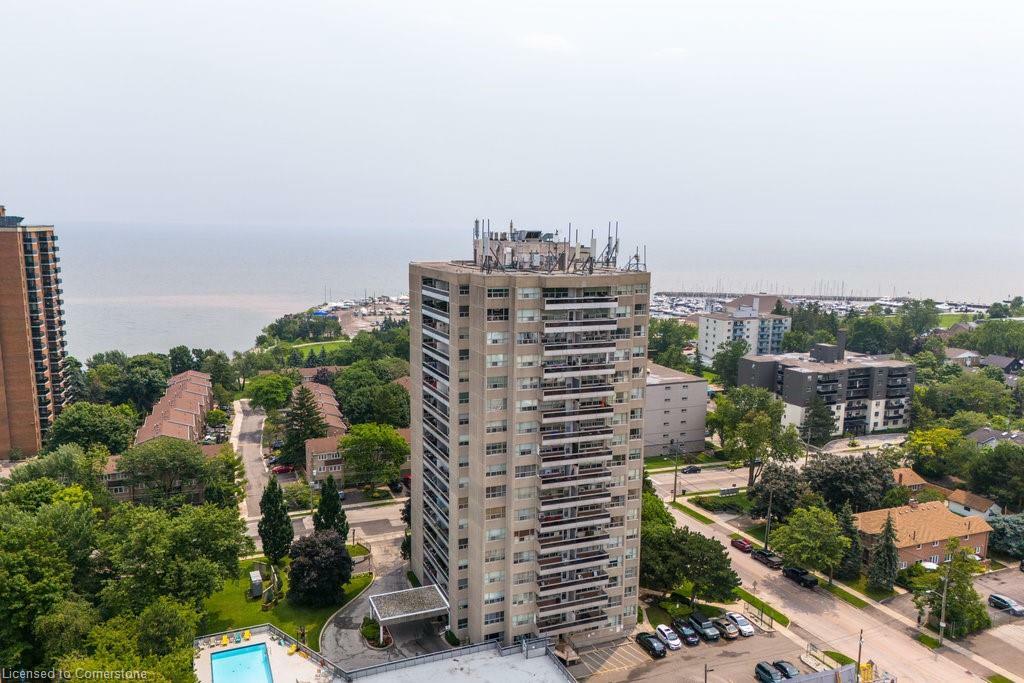 Photo de la propriété:  2263 Marine Drive 501  ON L6L 5K1 