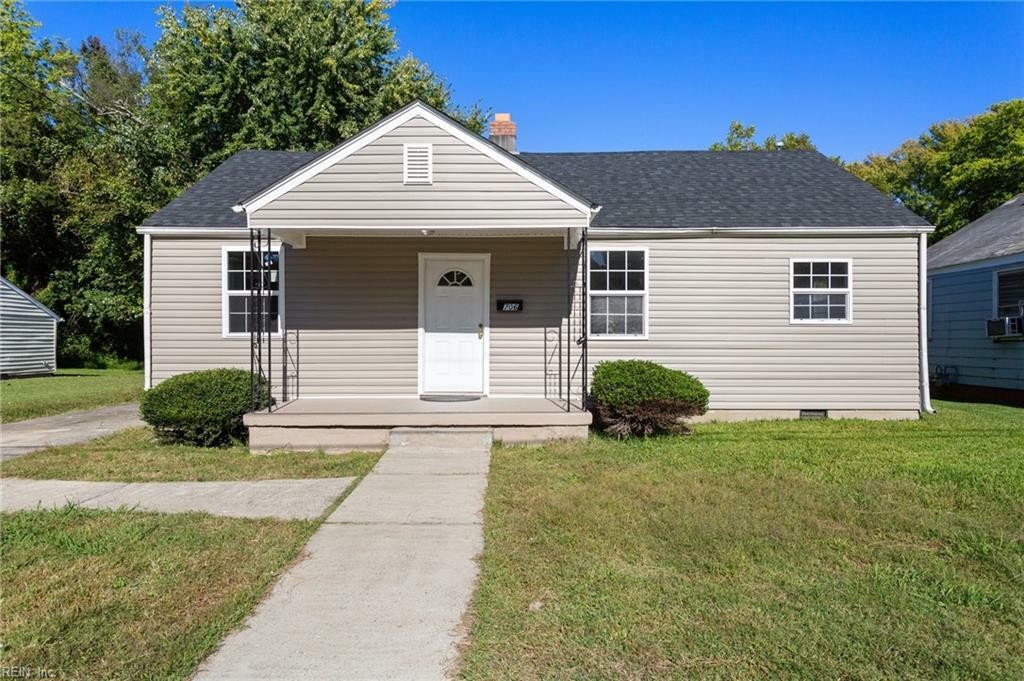 Property Photo:  706 Smith Street  VA 23661 