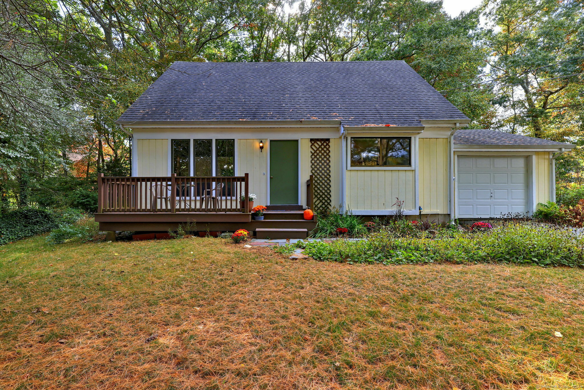 Property Photo:  12 Simsberry Road  CT 06770 