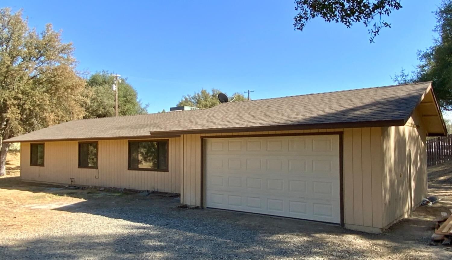 Property Photo: 47886 Klamath Avenue CA 93614