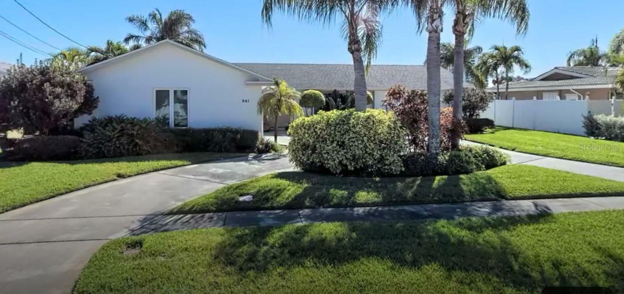 Property Photo:  341 Palm Island NE  FL 33767 