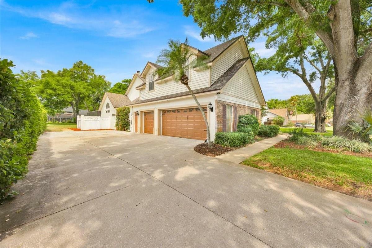 Property Photo:  2602 Tryon Place  FL 34786 