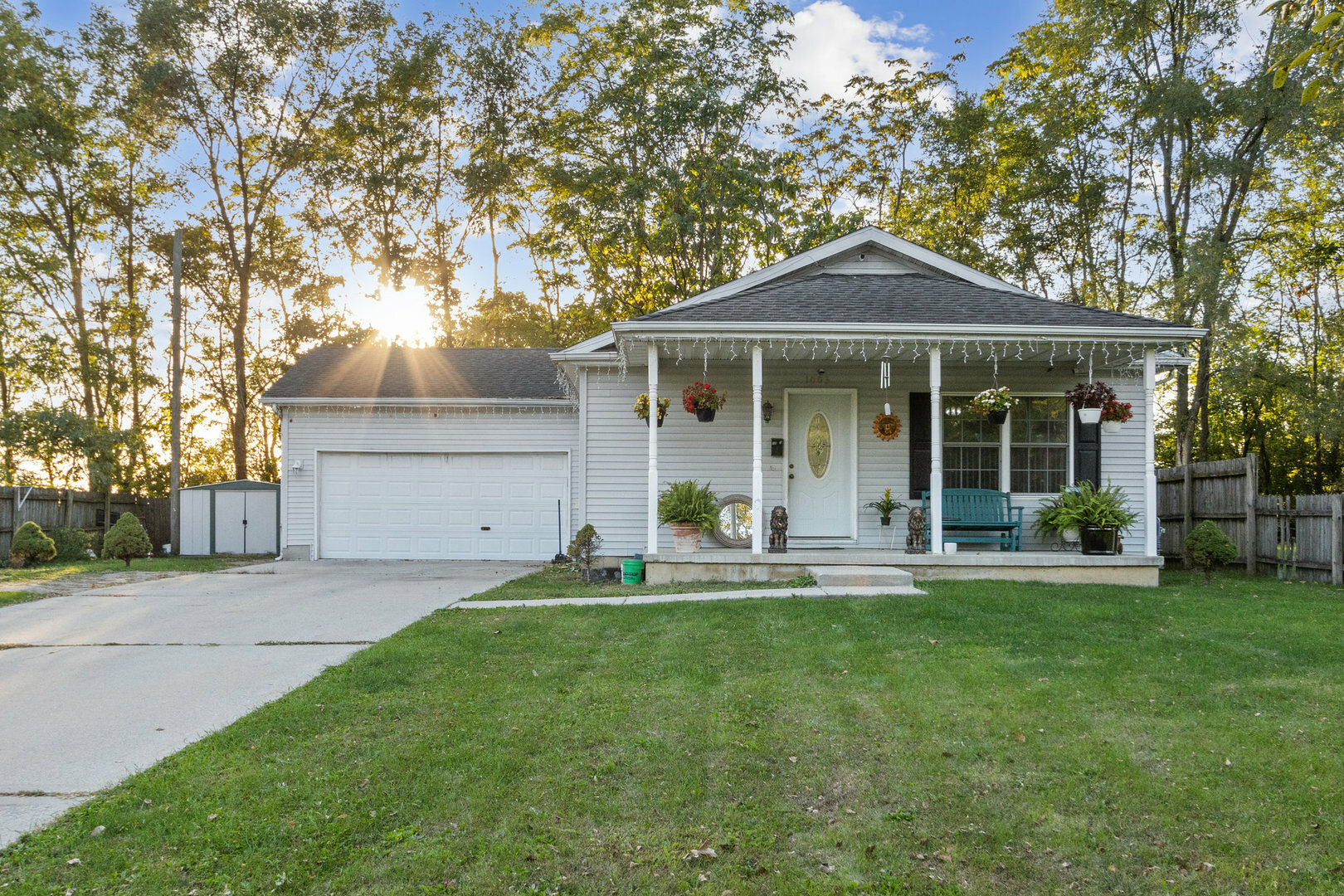 Property Photo:  1003 Arthur Avenue  IL 60432 