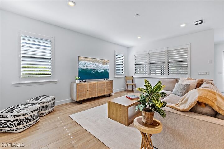 Property Photo: 6694 Pennyroyal Drive FL 34114