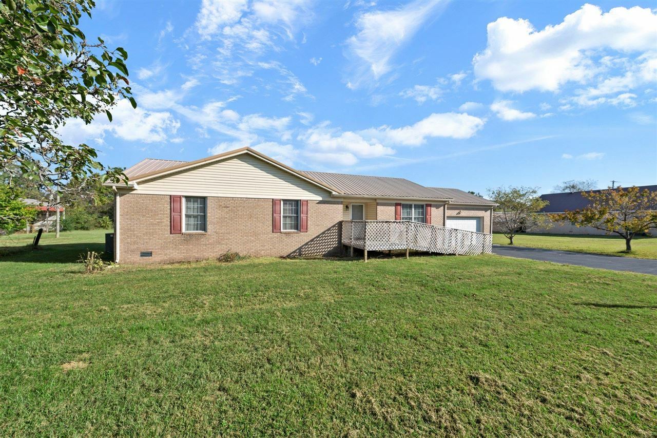 Property Photo:  1012 W Cedar Street  KY 42134 