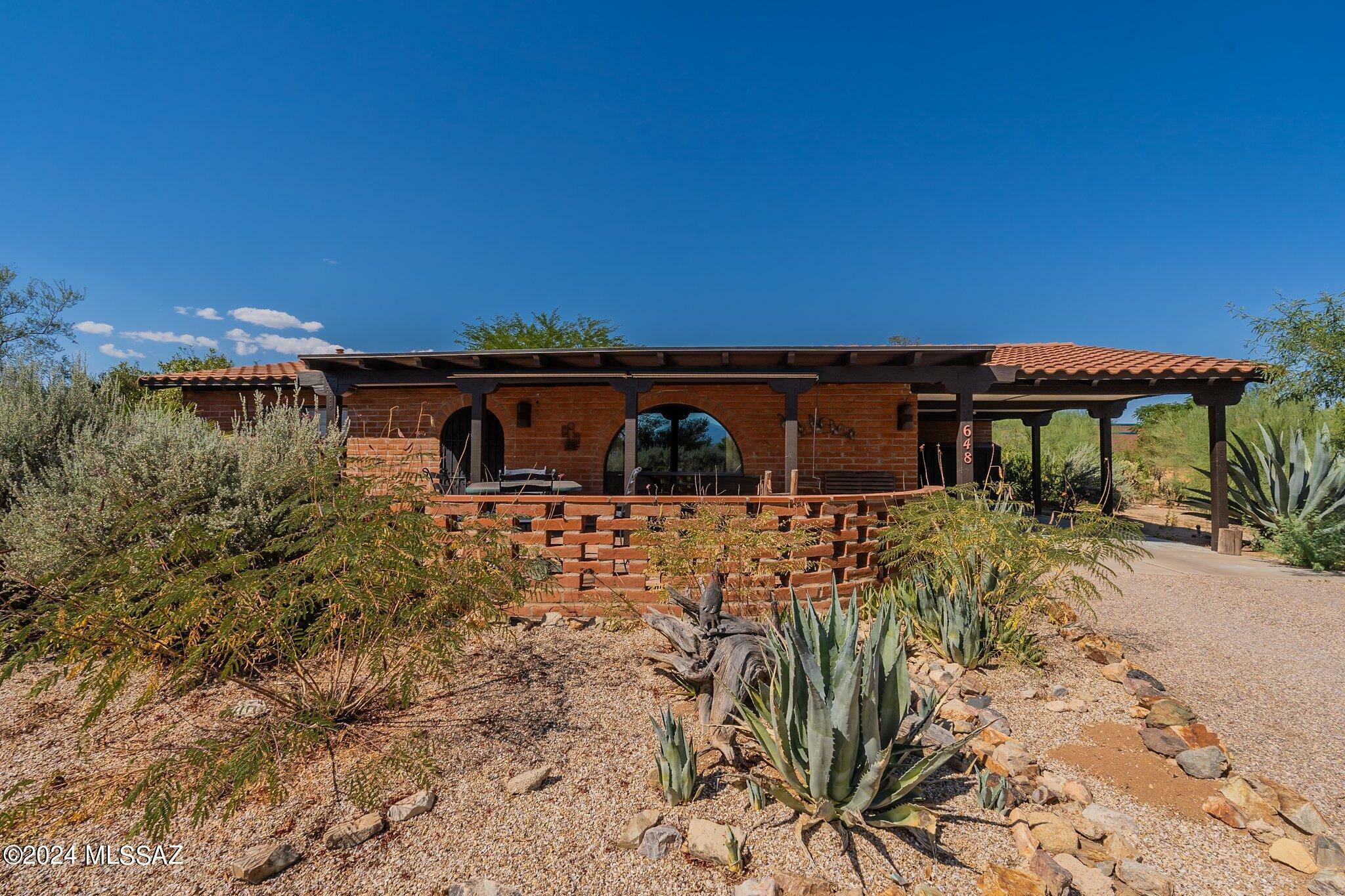 Property Photo:  648 S Fremont Circle  AZ 85614 