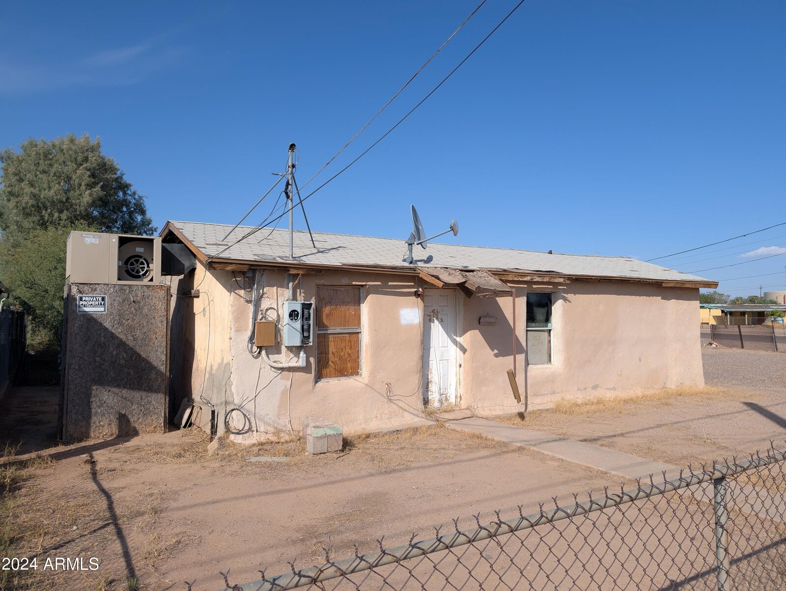 Property Photo: 208 W Dr Martin Luther King Jr Street AZ 85131