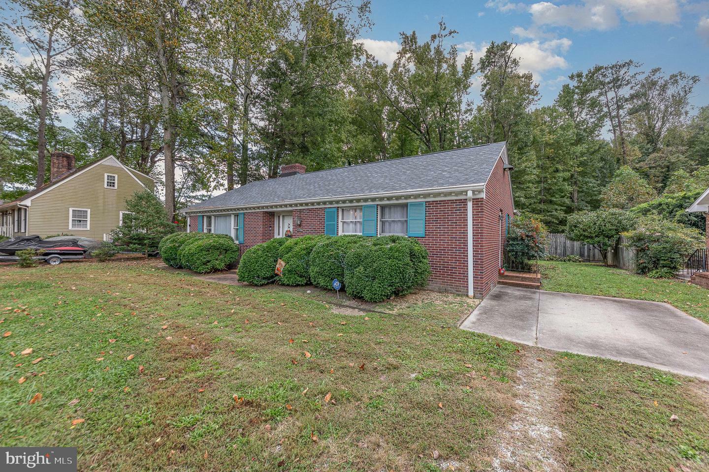 Property Photo:  547 Faulconer Circle  VA 22560 