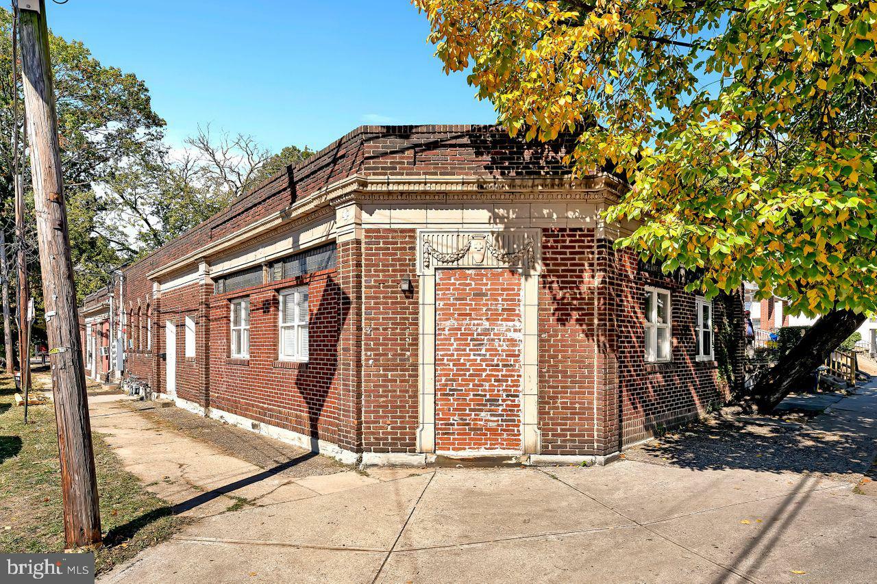 Property Photo:  609 Brunswick Avenue  NJ 08638 