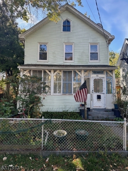 Property Photo:  44 Sussex Ave  NJ 07960 