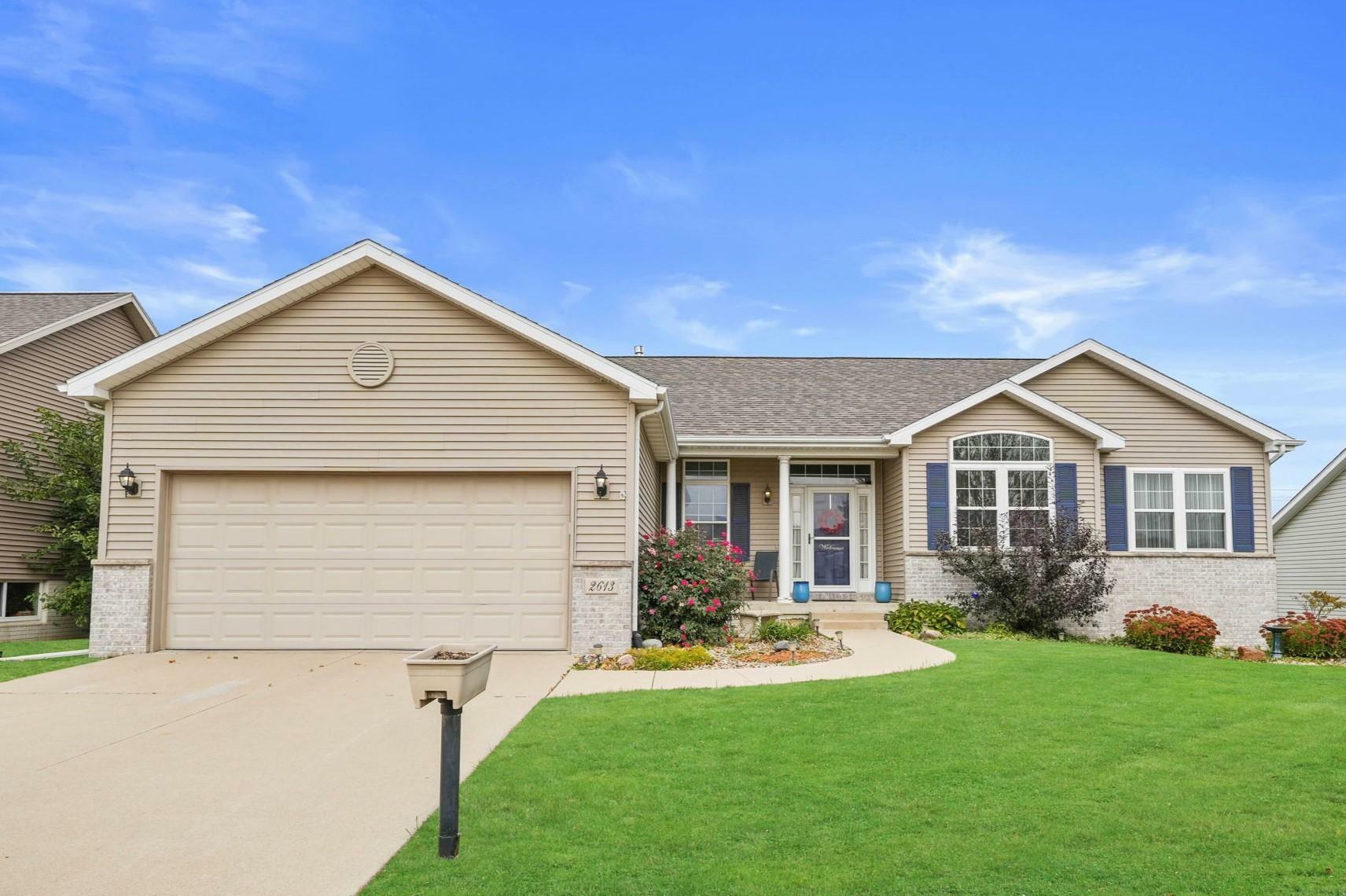 Property Photo:  2613 Covey Court  IA 50613 