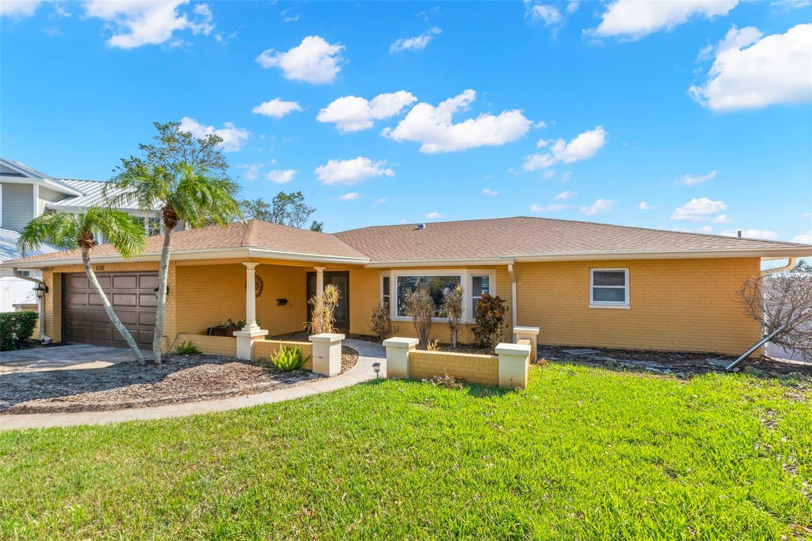 Property Photo:  6331 4th Palm Point  FL 33706 