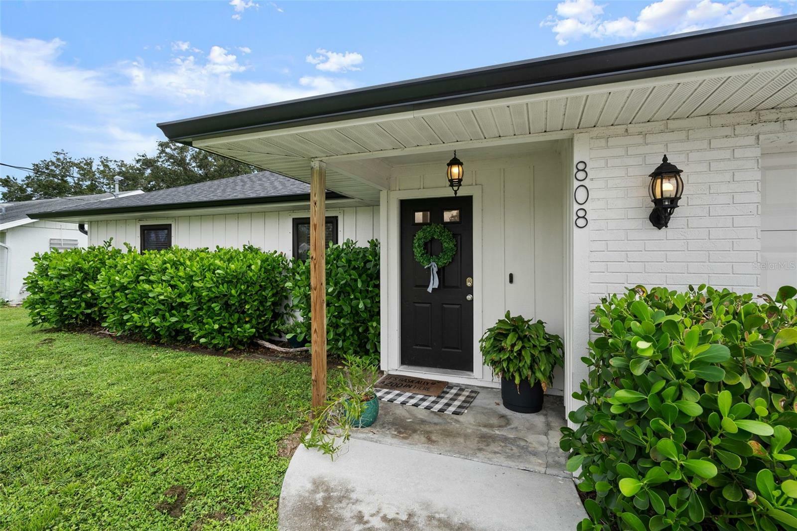 Property Photo:  808 Camellia Avenue  FL 34222 