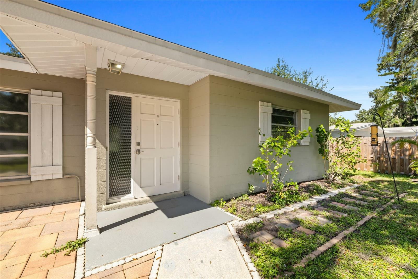 Property Photo:  5413 Capitan Avenue  FL 34235 