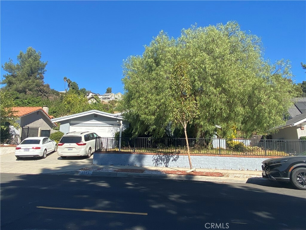 1716 Kiowa Crest Drive  Diamond Bar CA 91765 photo