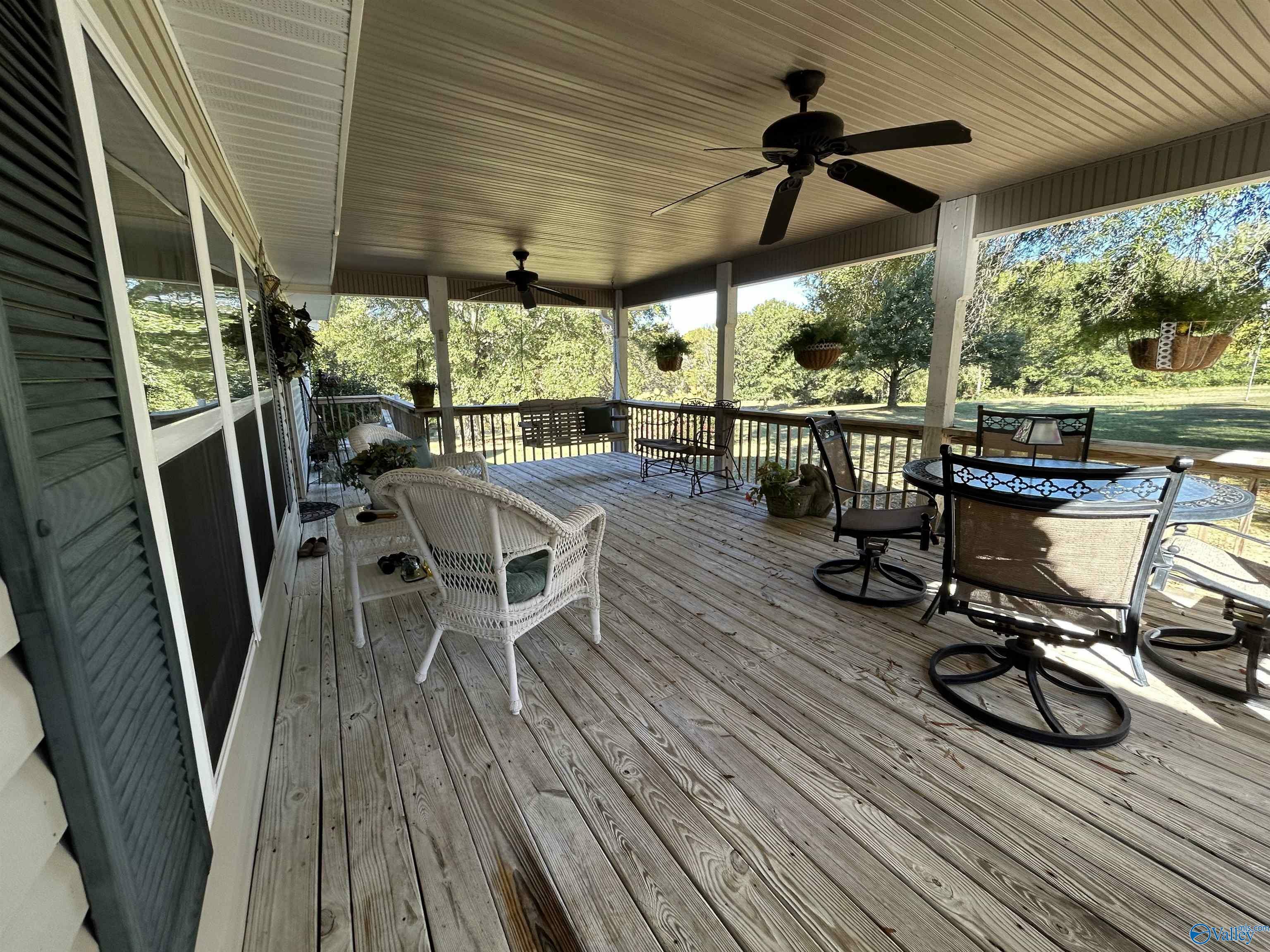 Property Photo:  16337 Zehner Road  AL 35611 