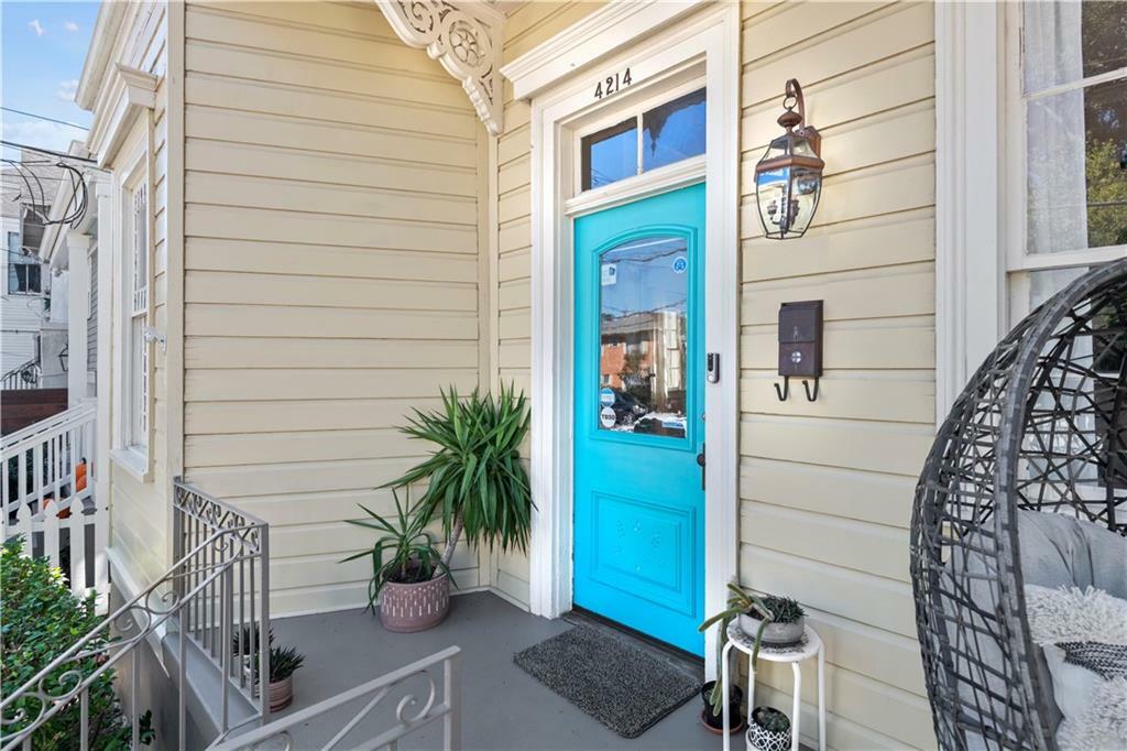 Property Photo:  4214 Prytania Street  LA 70115 