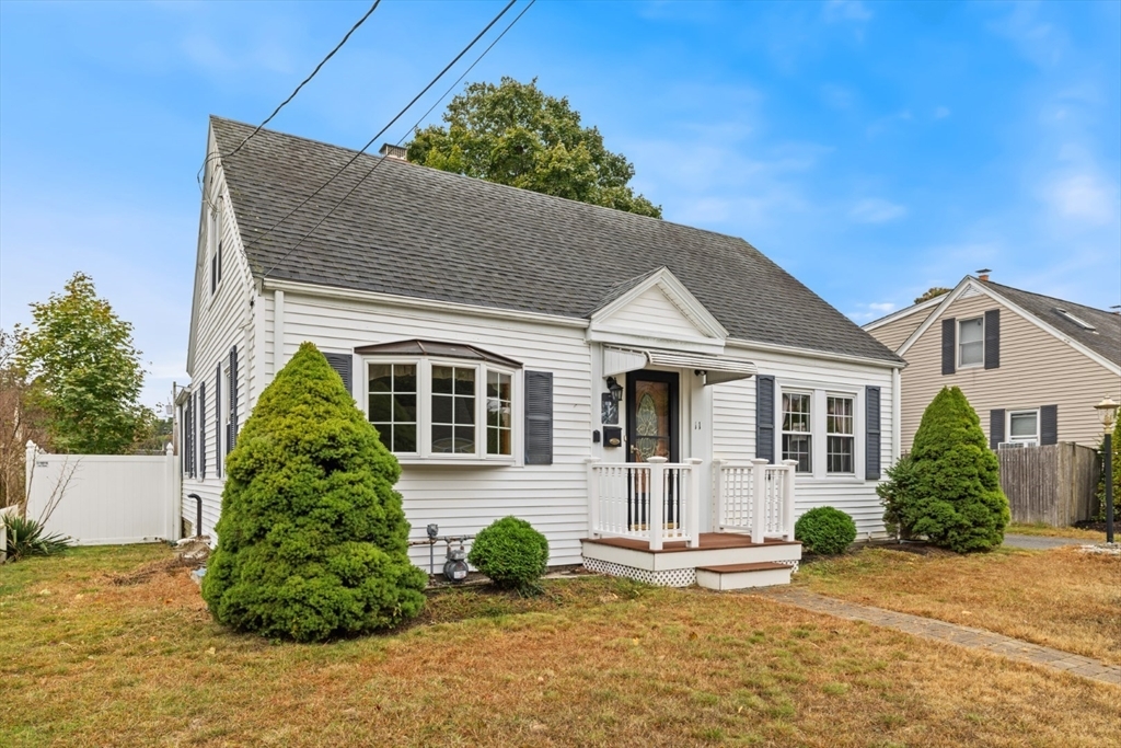 Property Photo:  11 Elmwood Circle  MA 01960 