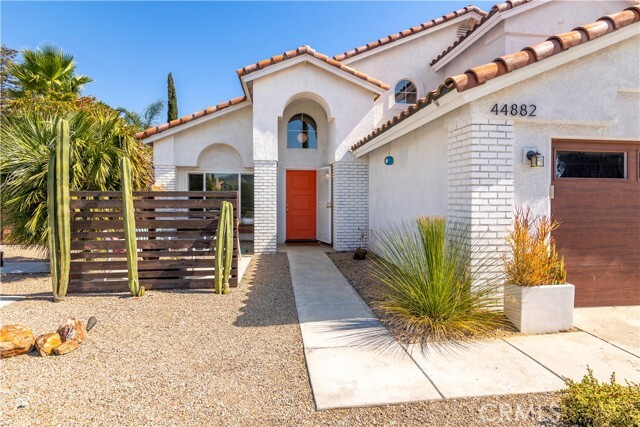 Property Photo: 44882 Tehachapi Pass CA 92592