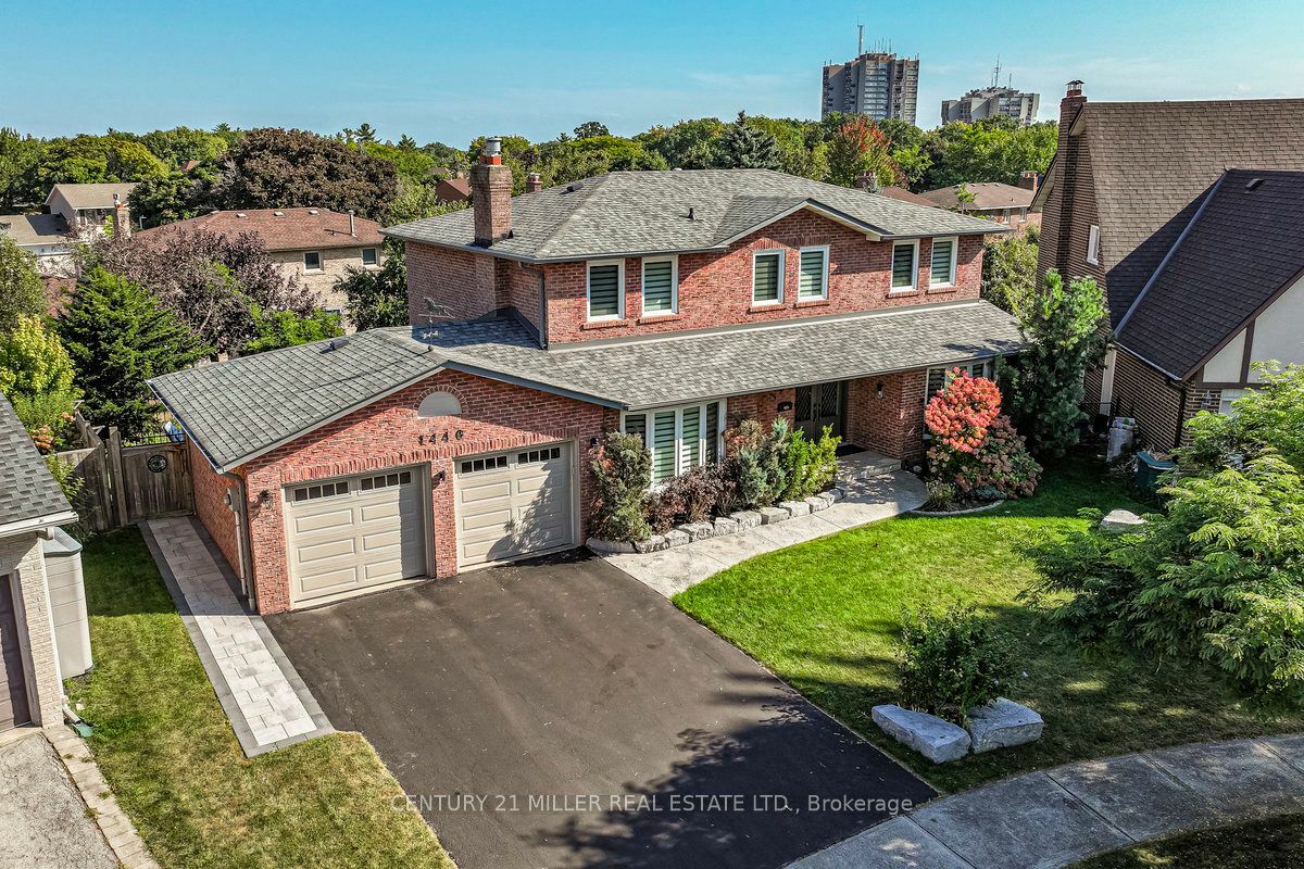 Photo de la propriété:  1440 Ivy Crt  ON L6H 3J6 