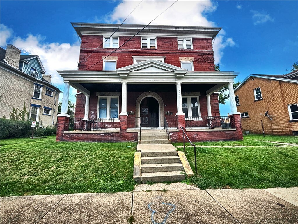 Property Photo:  3045 Bergman St  PA 15204 