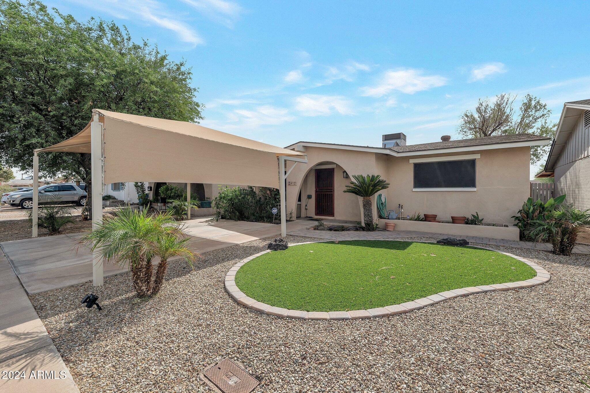 4121 W Medlock Drive  Phoenix AZ 85019 photo