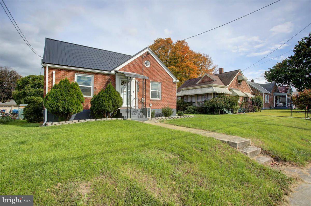 Property Photo:  551 Wayne Avenue  PA 17201 