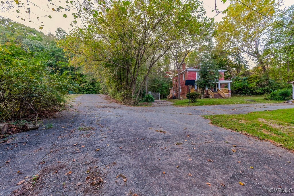 Property Photo:  1006 N Main Street  VA 23901 