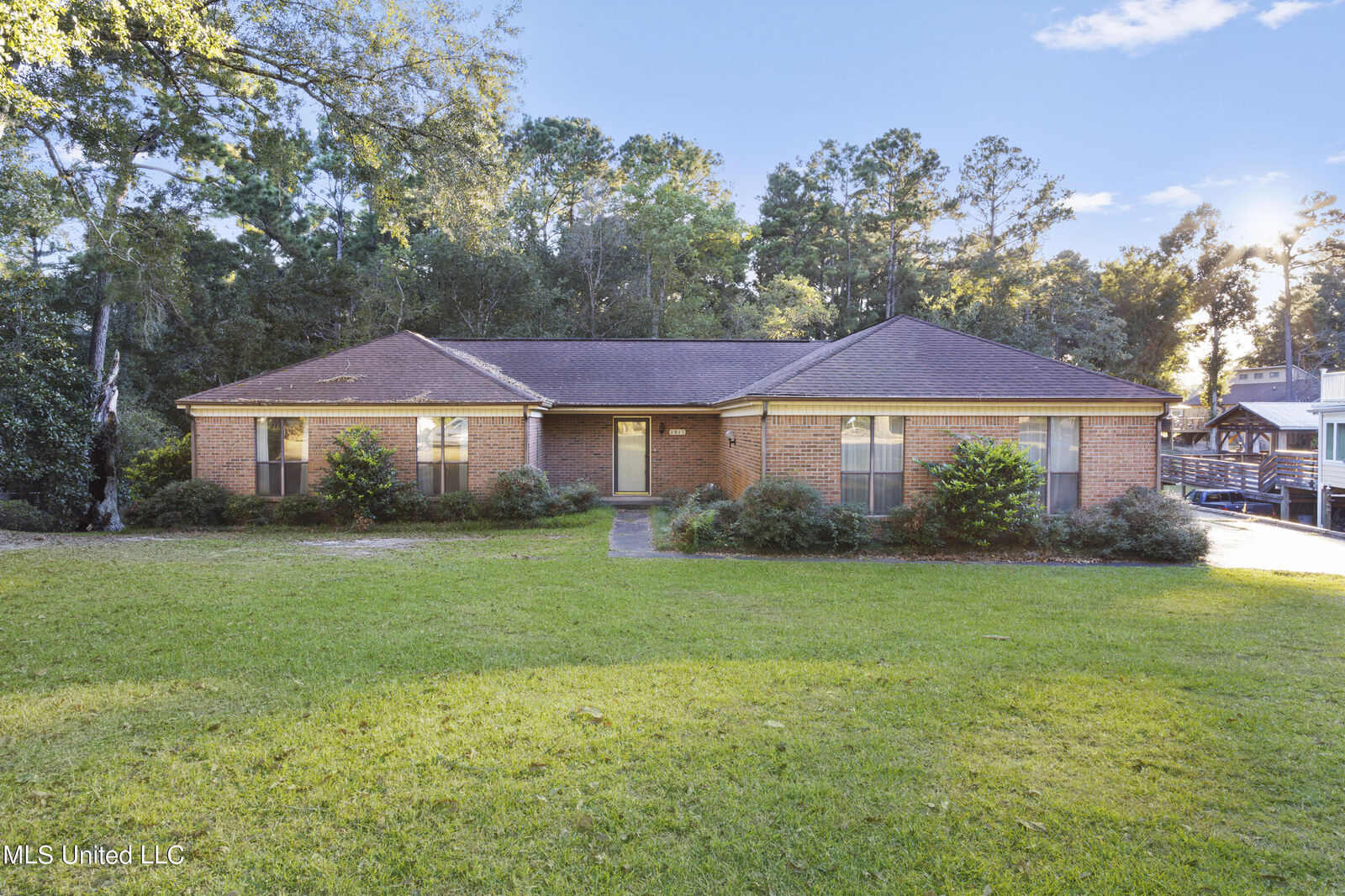 Property Photo: 1917 Shady Point Circle MS 39553