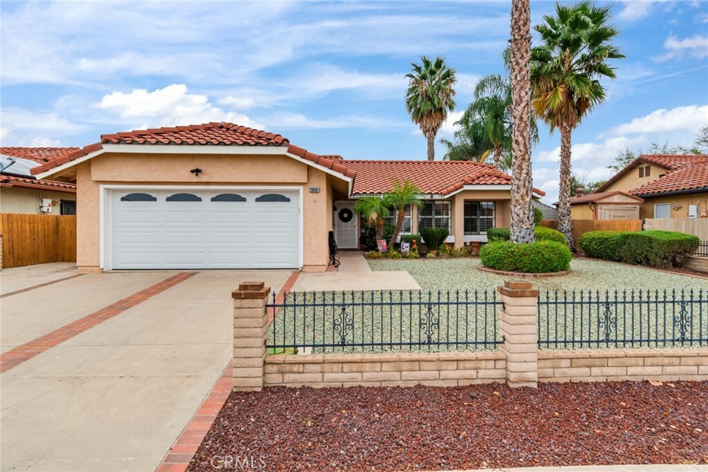 Property Photo:  29808 Desert Hills Road  CA 92586 