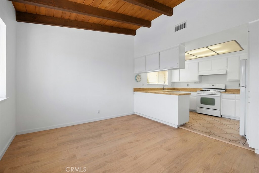 Property Photo: 1519 Calle Sacramento CA 92672