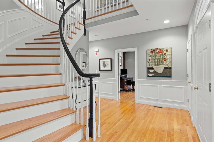 Property Photo:  85 Windkist Farm Rd  MA 01845 