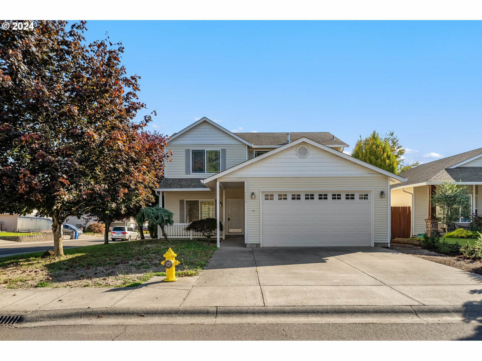 Property Photo:  2423 NE 165th Ave  WA 98684 