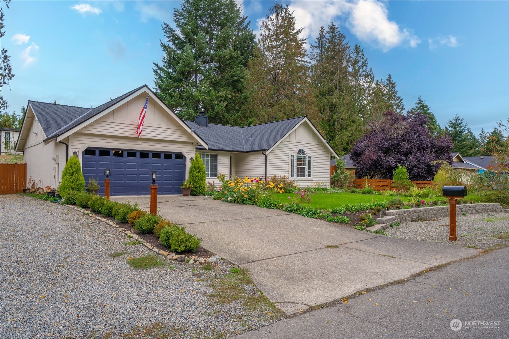 Property Photo:  5707 205th Street Ct E  WA 98387 