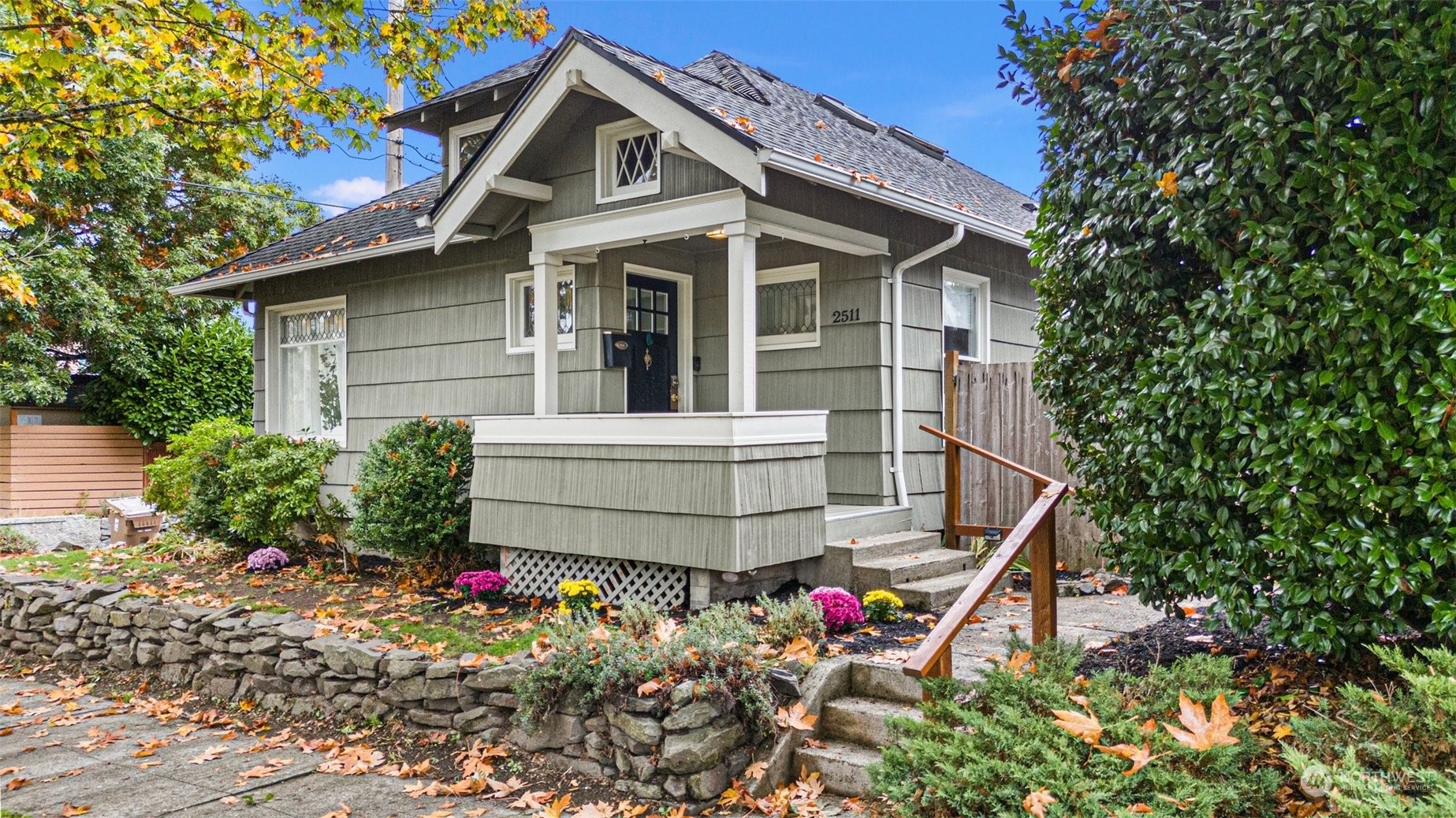 Property Photo:  2511 N Warner Street  WA 98406 