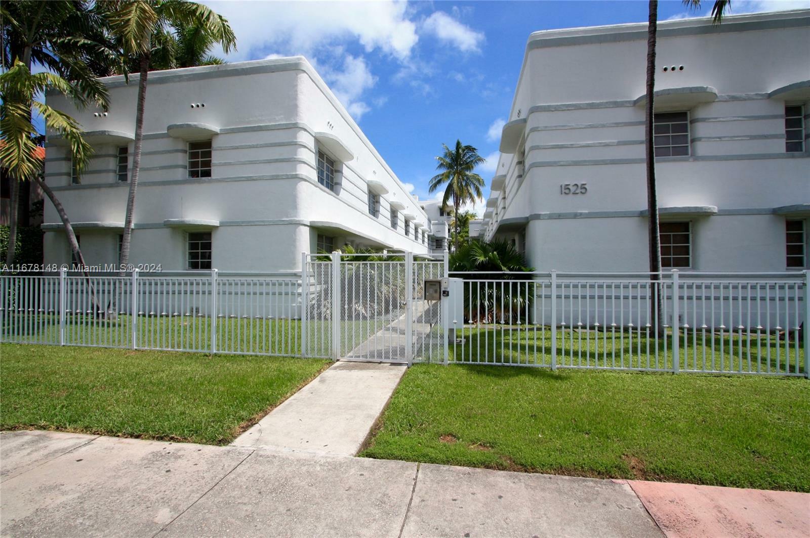 Property Photo:  1525 Pennsylvania Ave 19  FL 33139 