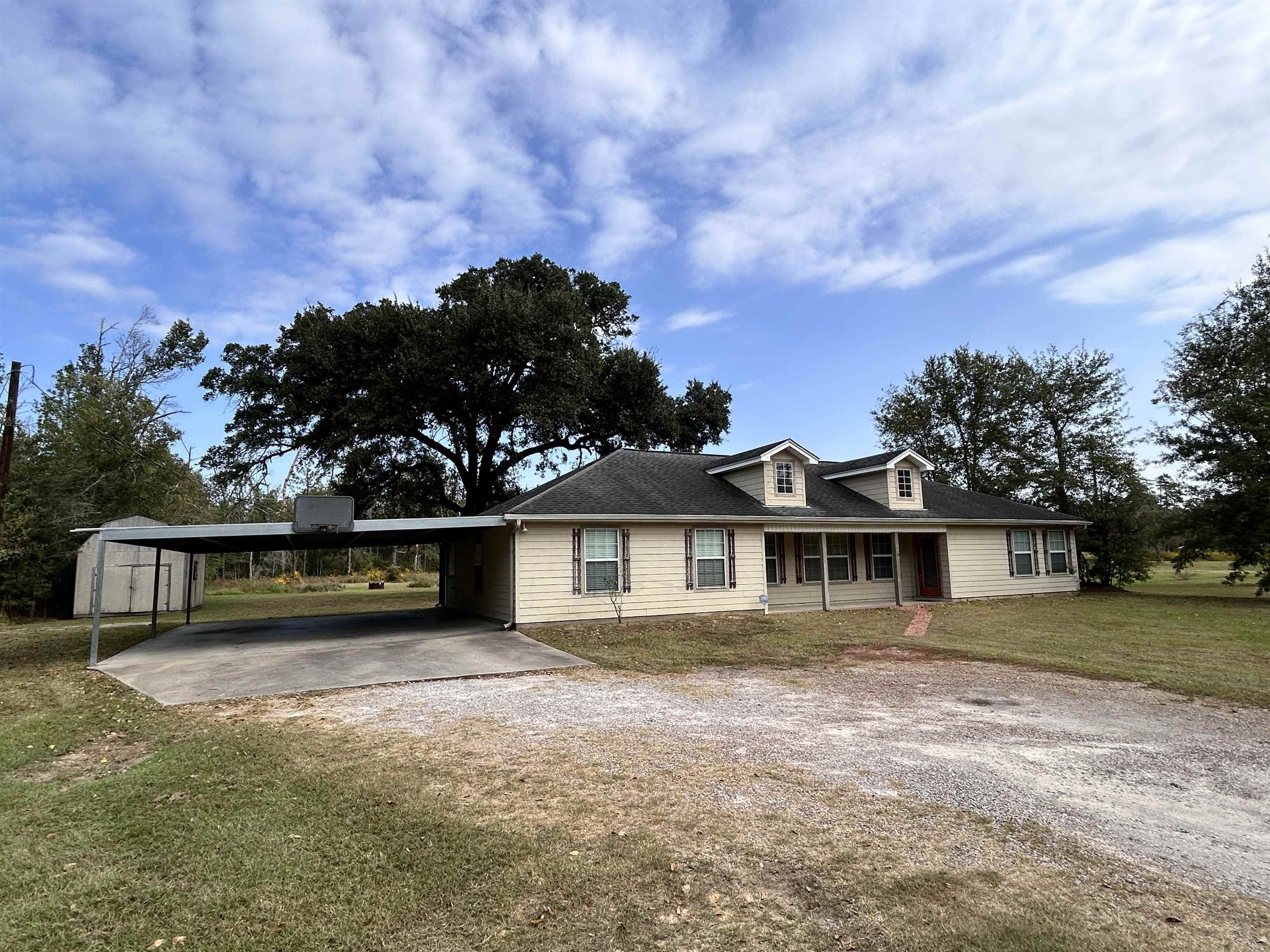 Property Photo:  495 E Tram Rd.  TX 77622 