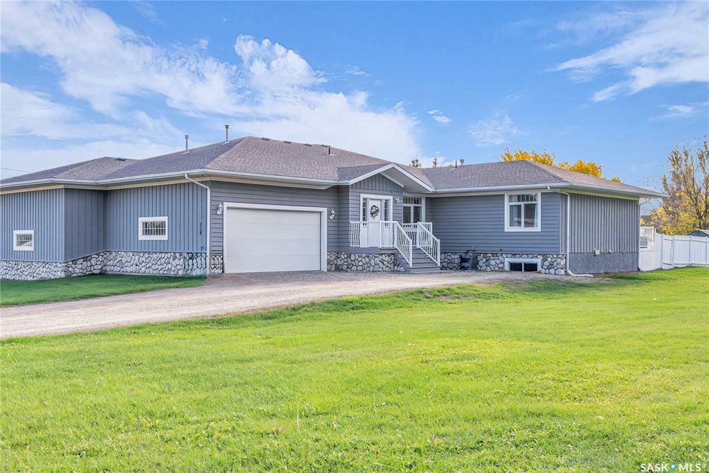 314 Centre Avenue  Meadow Lake SK S9X 1H2 photo