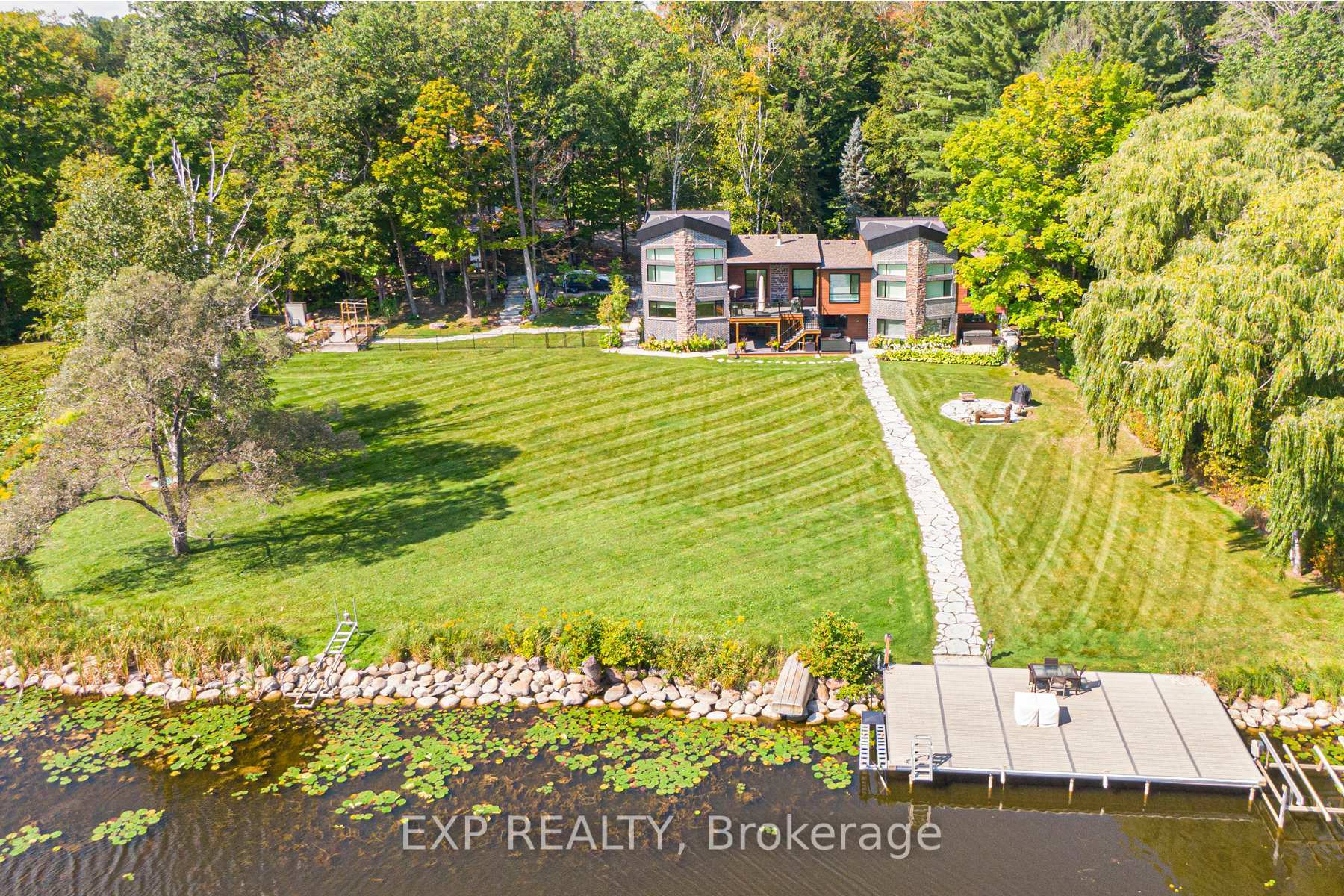 Photo de la propriété: 5 Birch Knoll Road ON L0E 1R0