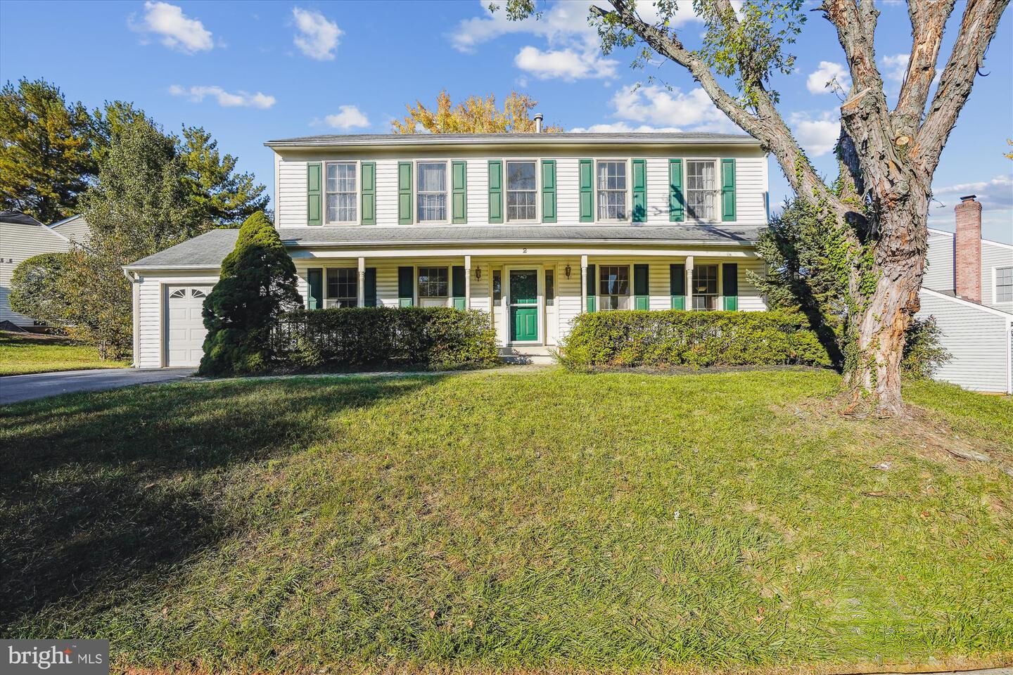 Property Photo: 2 Barnswallow Court VA 20164