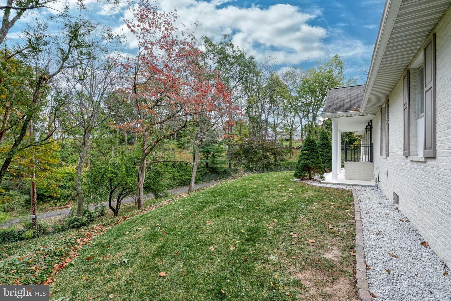 Property Photo:  132 E Winding Hill Road  PA 17055 