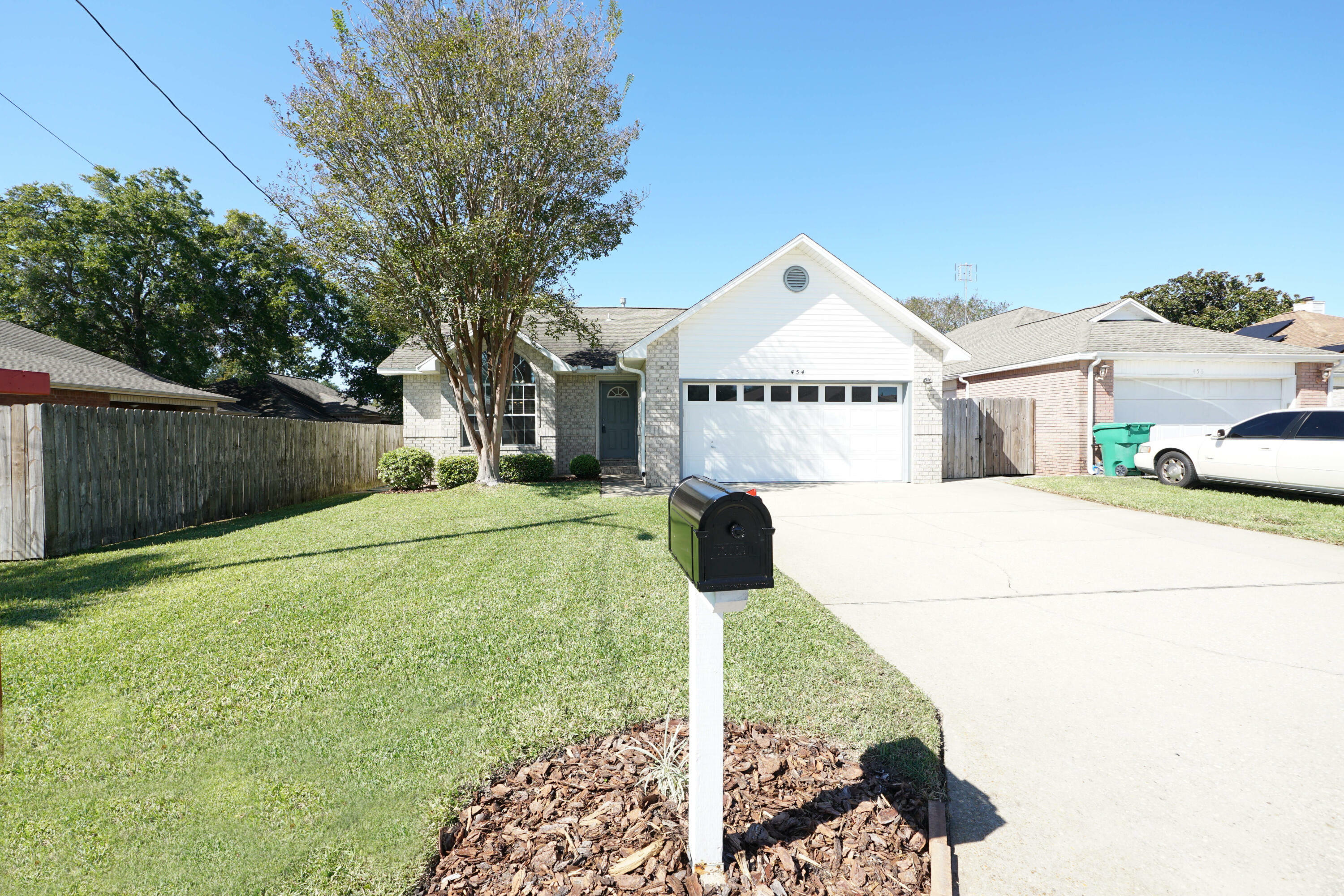 Property Photo:  454 West Park Drive  FL 32569 