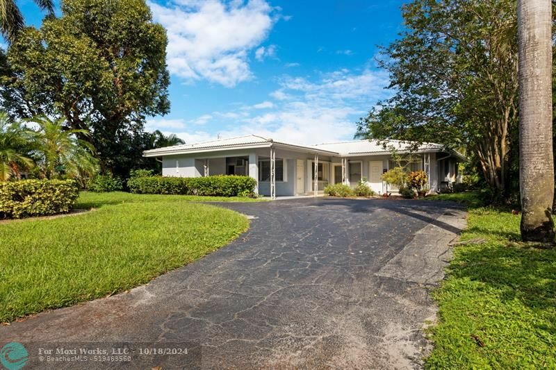 Property Photo:  2175 NE 51st Ct  FL 33308 