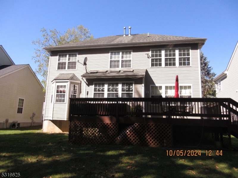 Property Photo:  48 Saxton Dr  NJ 07840 