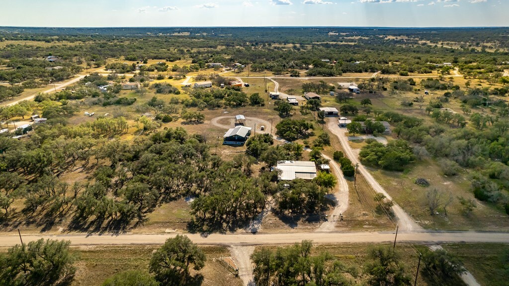 Property Photo:  129 N Rolling Oaks Ln  TX 78631 