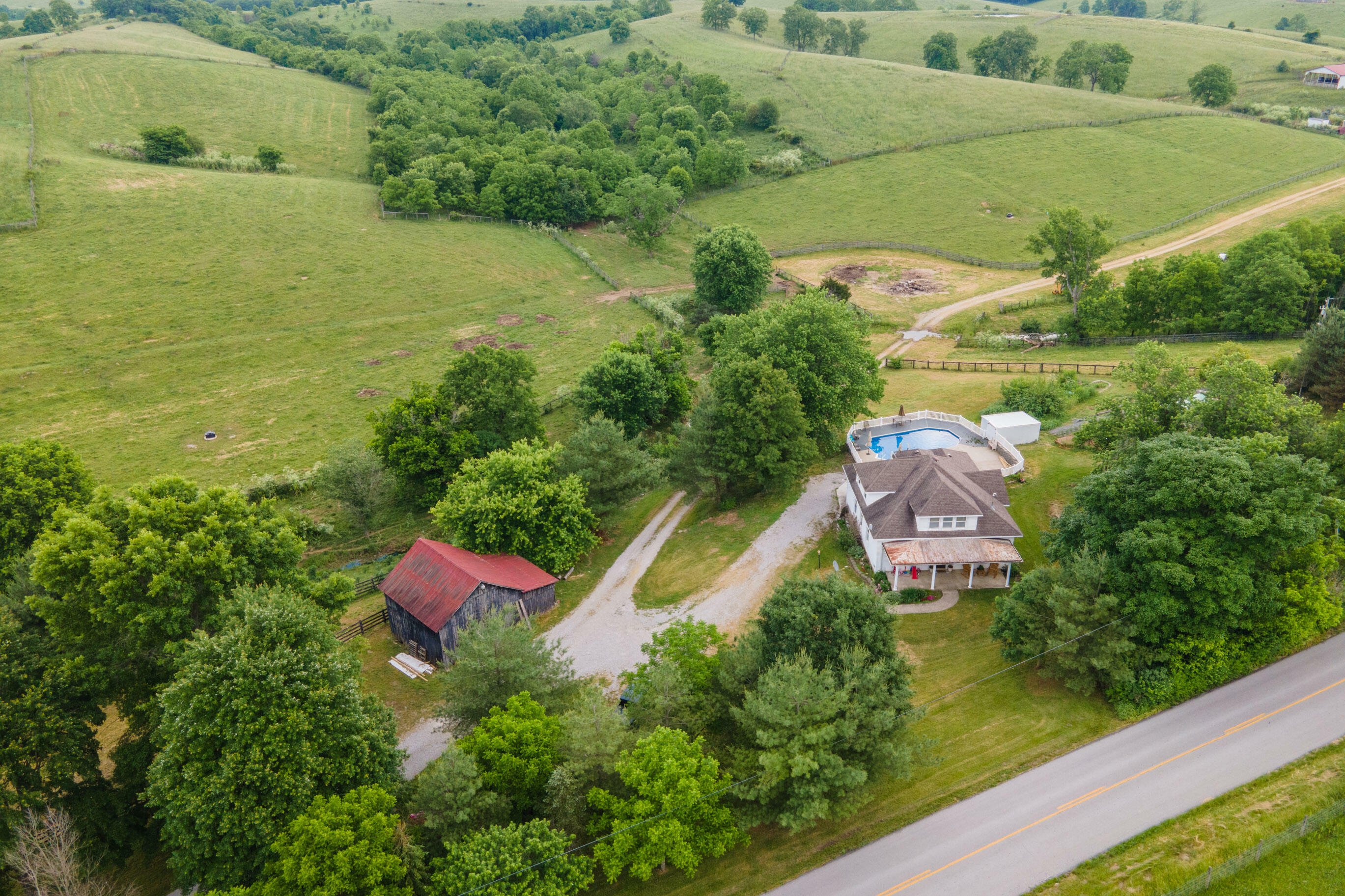 Property Photo: 239 Bunker Hill Road KY 40361