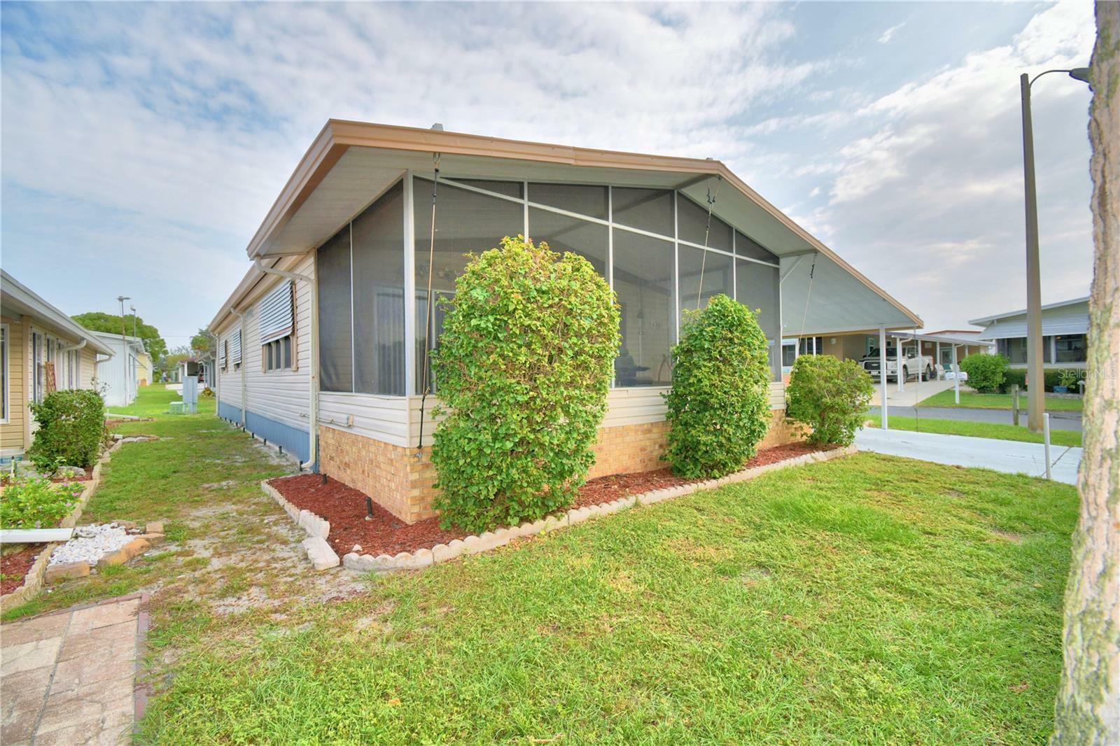 Property Photo:  4201 Cedarwood Street  FL 33880 