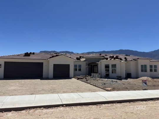 Property Photo: 242 S Josie Ann Way AZ 86432