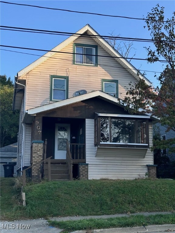 Property Photo: 907 Battles Avenue OH 44314
