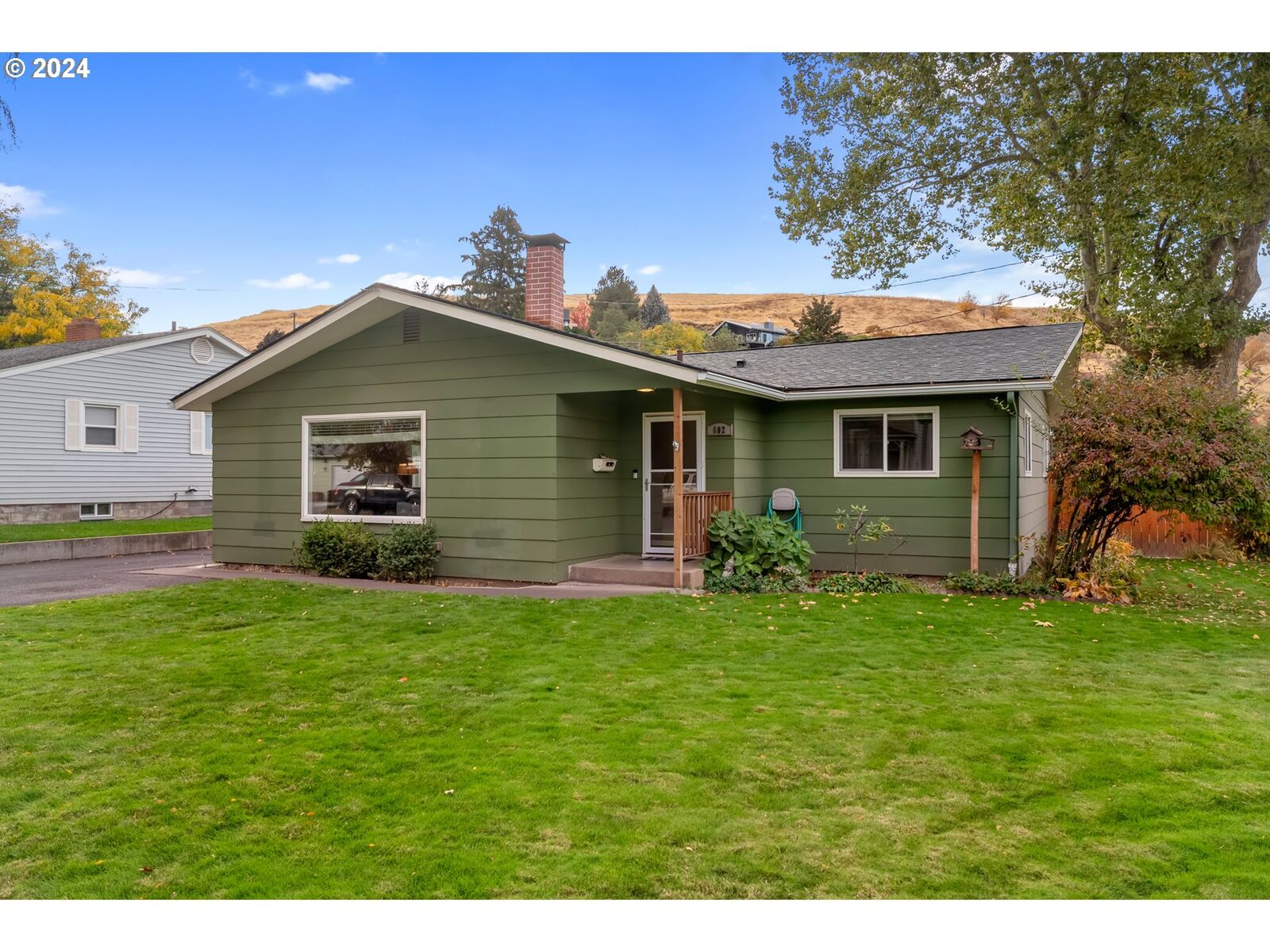 Property Photo:  602 S Elizabeth St  OR 97862 